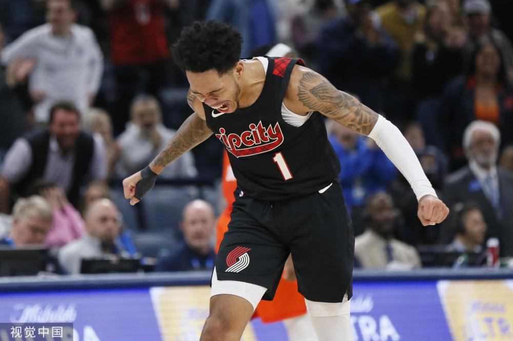 在禁区外发 在禁区外发