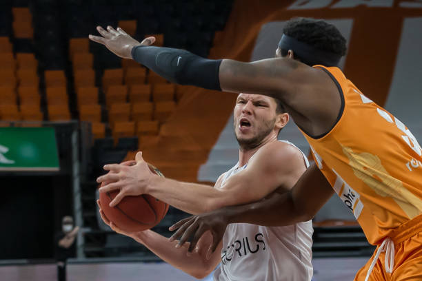 球世界不仅 球世界不仅